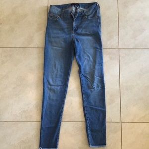 straight leg jeans